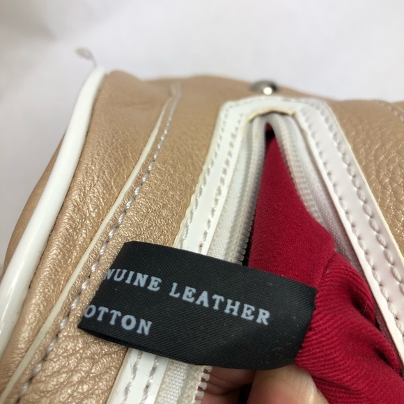 Maxx NewYork Signature Metallic Gold Shoulder Bag - Picture 5 of 12